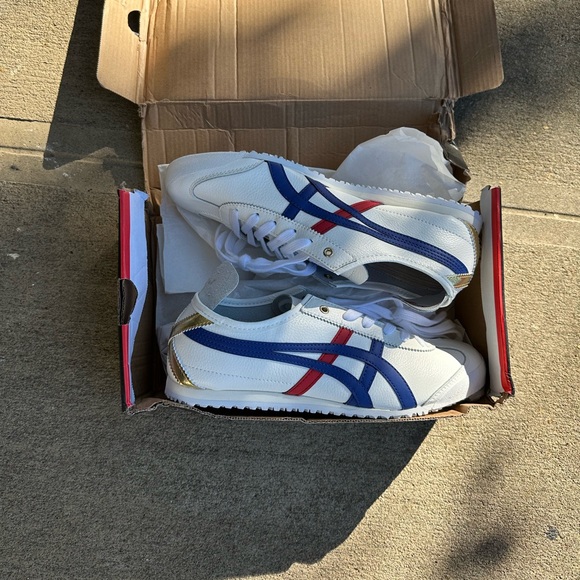 Onitsuka Tiger red, blue, and gold - Picture 2 of 6